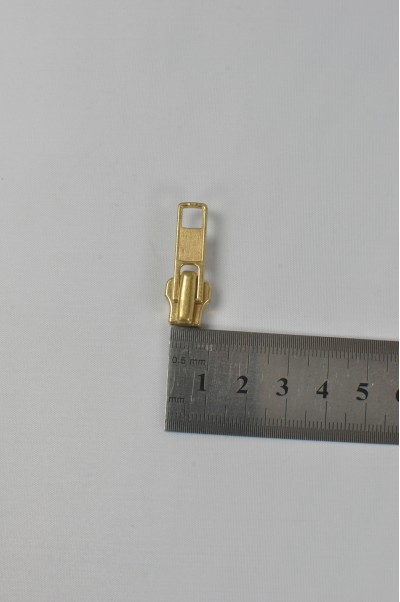 ZIP098  金銅金屬拉鏈頭 正面照